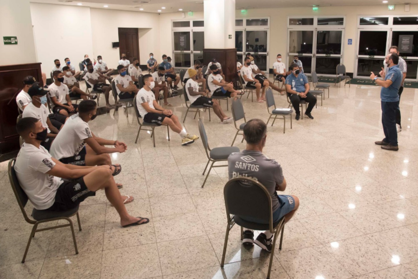 Futebol Apaixonante #21: Santos x San Lorenzo pode ser disputado em Brasília. Corinthians volta aos treinos sem saber quando joga