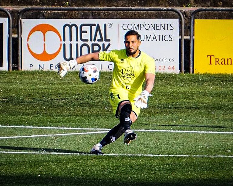 Lucas Anacker avalia sua sexta temporada no futebol espanhol e a conquista do passaporte europeu