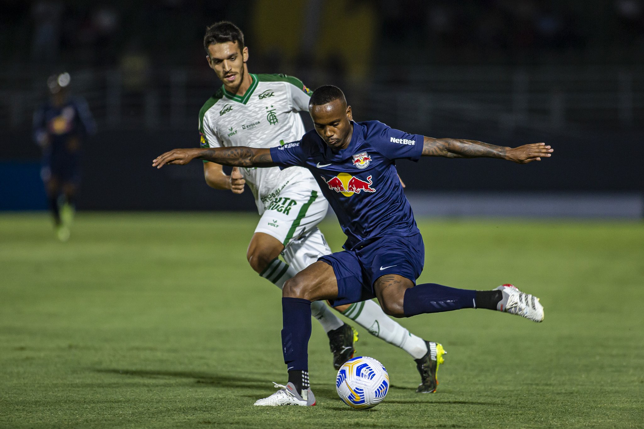 Red Bull Bragantino e América-MG empatam