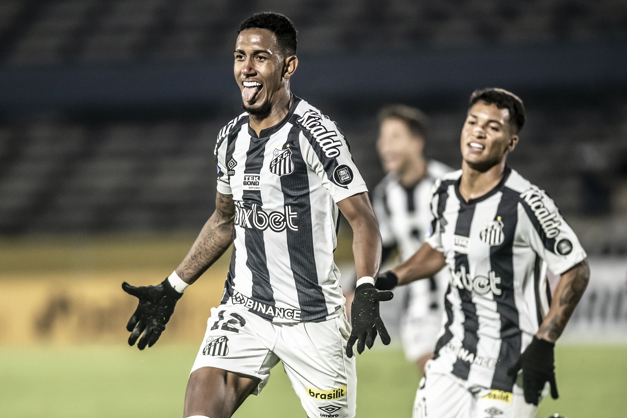 Com time reserva, Santos vence fora de casa Universidad Católica-EQU na Sul-Americana