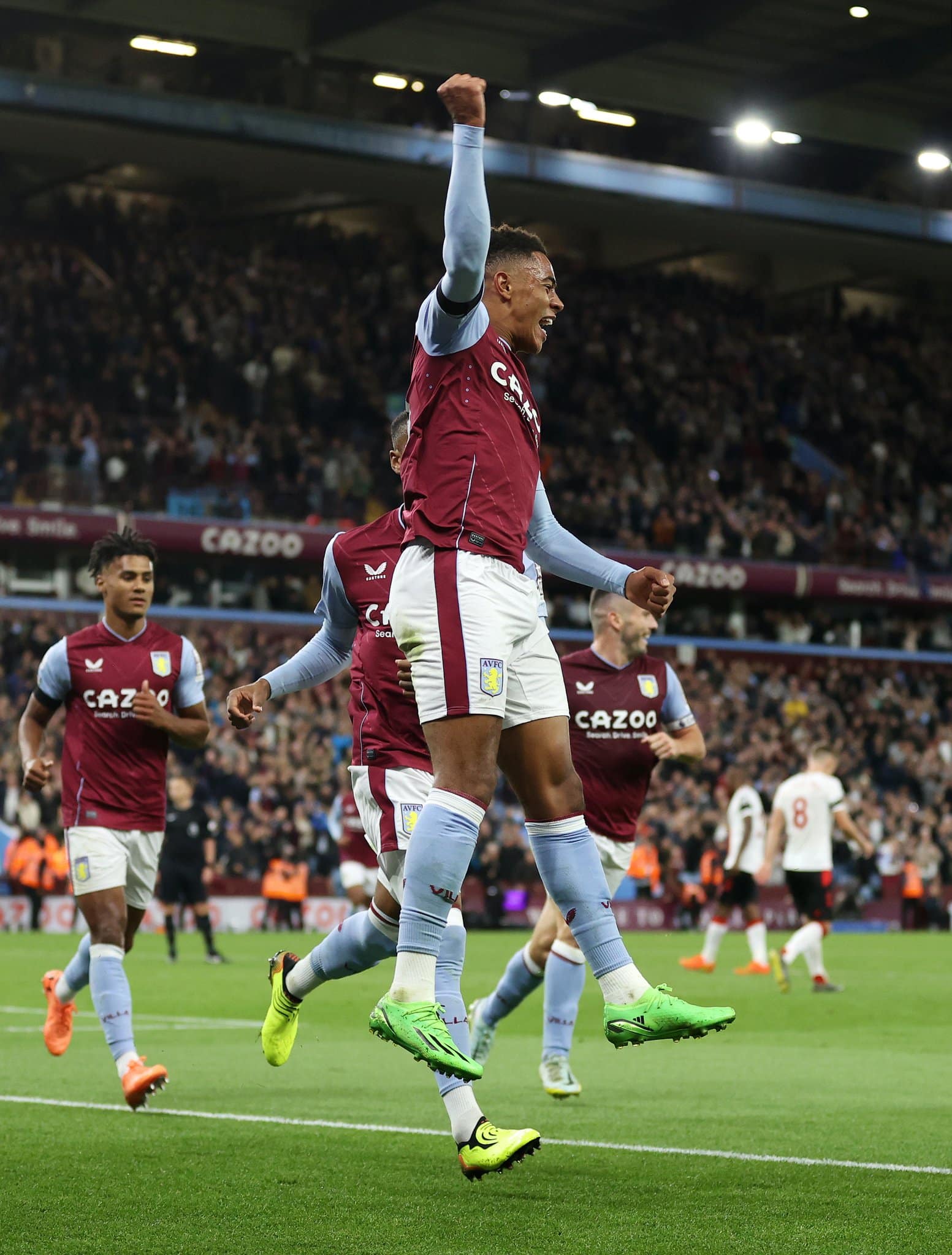 Com placar apertado Aston Villa vence Southampton