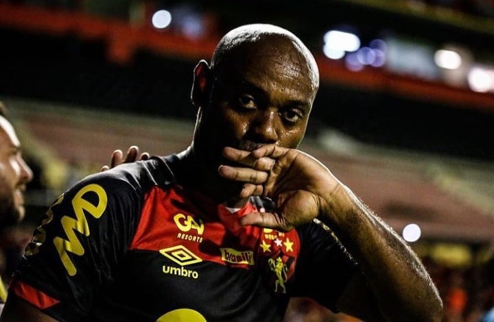 Sport vence o Náutico de virada e se aproxima do G4