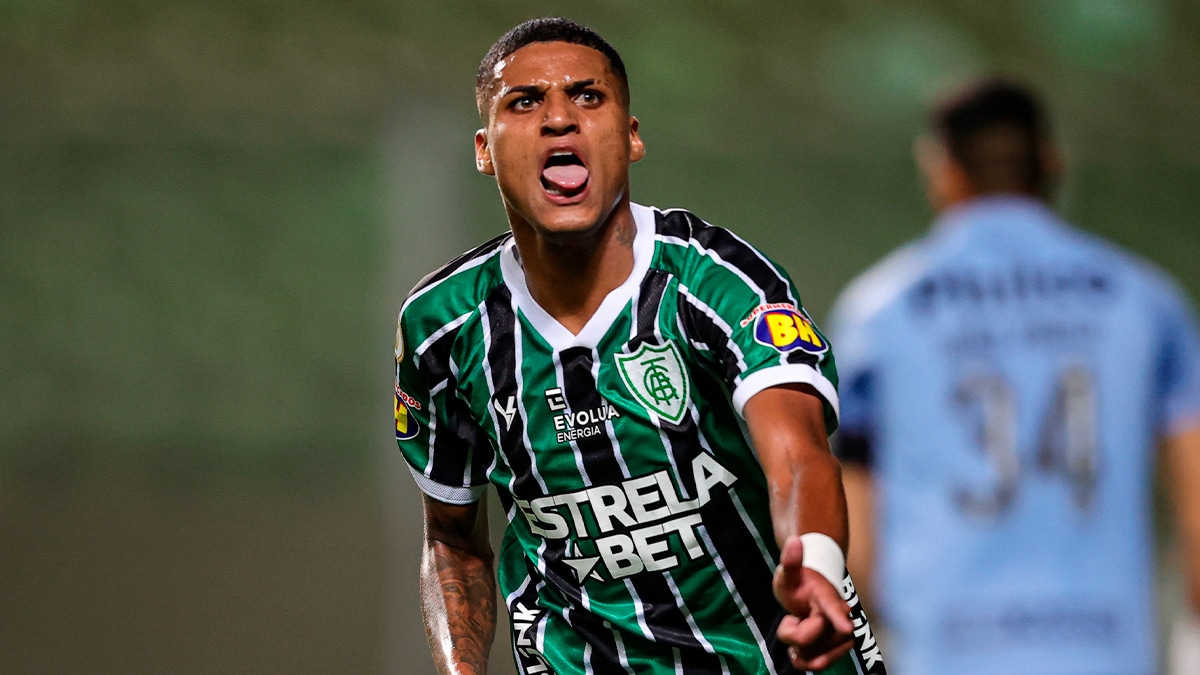 América-MG oficializa contratação de ex-atacante do Corinthians