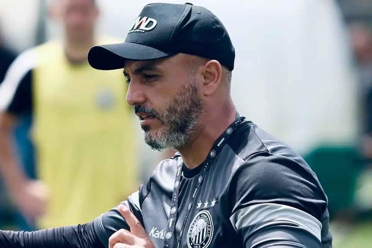 Técnico do Operário-PR revela estratégia para buscar virada no Campeonato Paranaense