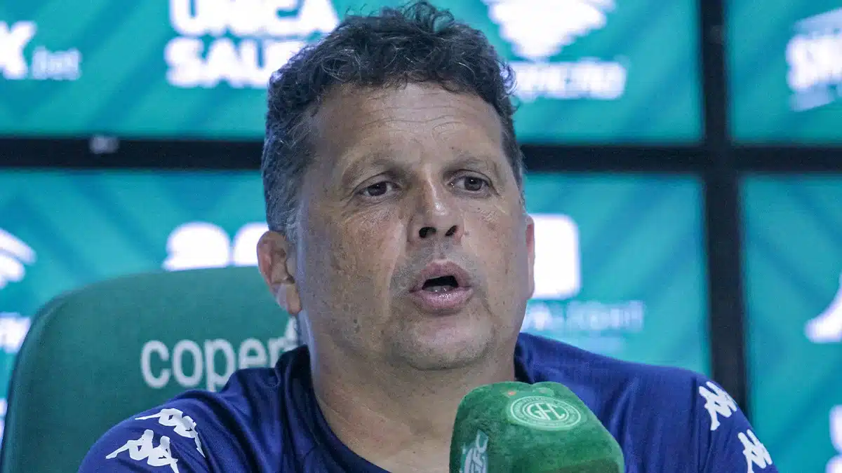 Técnico do Guarani liga alerta após fuga do rebaixamento
