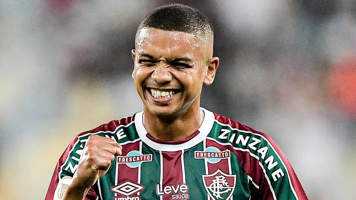 Negócio fechado! David Braz chega para defender gigante na Série B de 2024