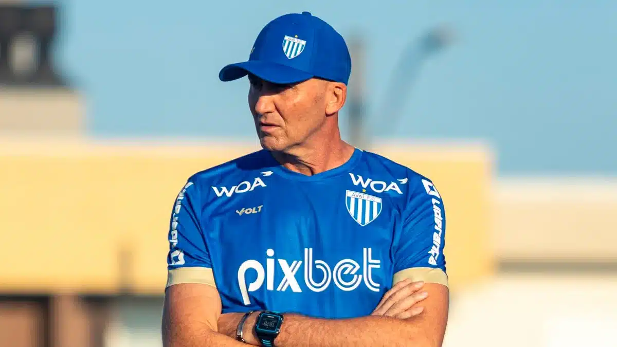 Avaí anuncia novo técnico para a sequência da Série B do Brasileirão