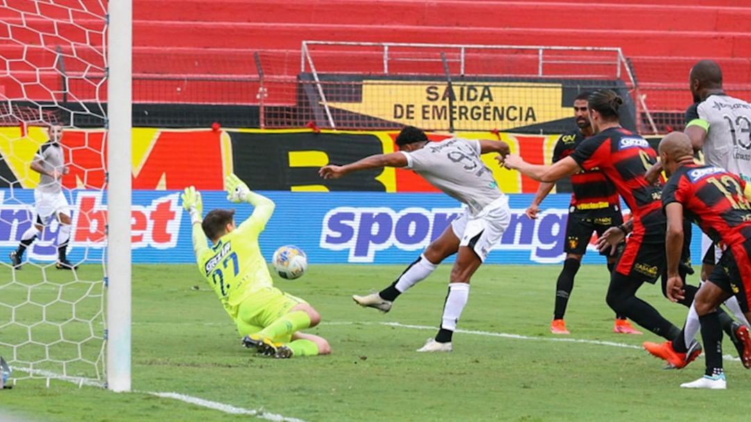 Gabriel Dias comemora primeiro gol pelo Ceará e diz: “Muito feliz e motivado”