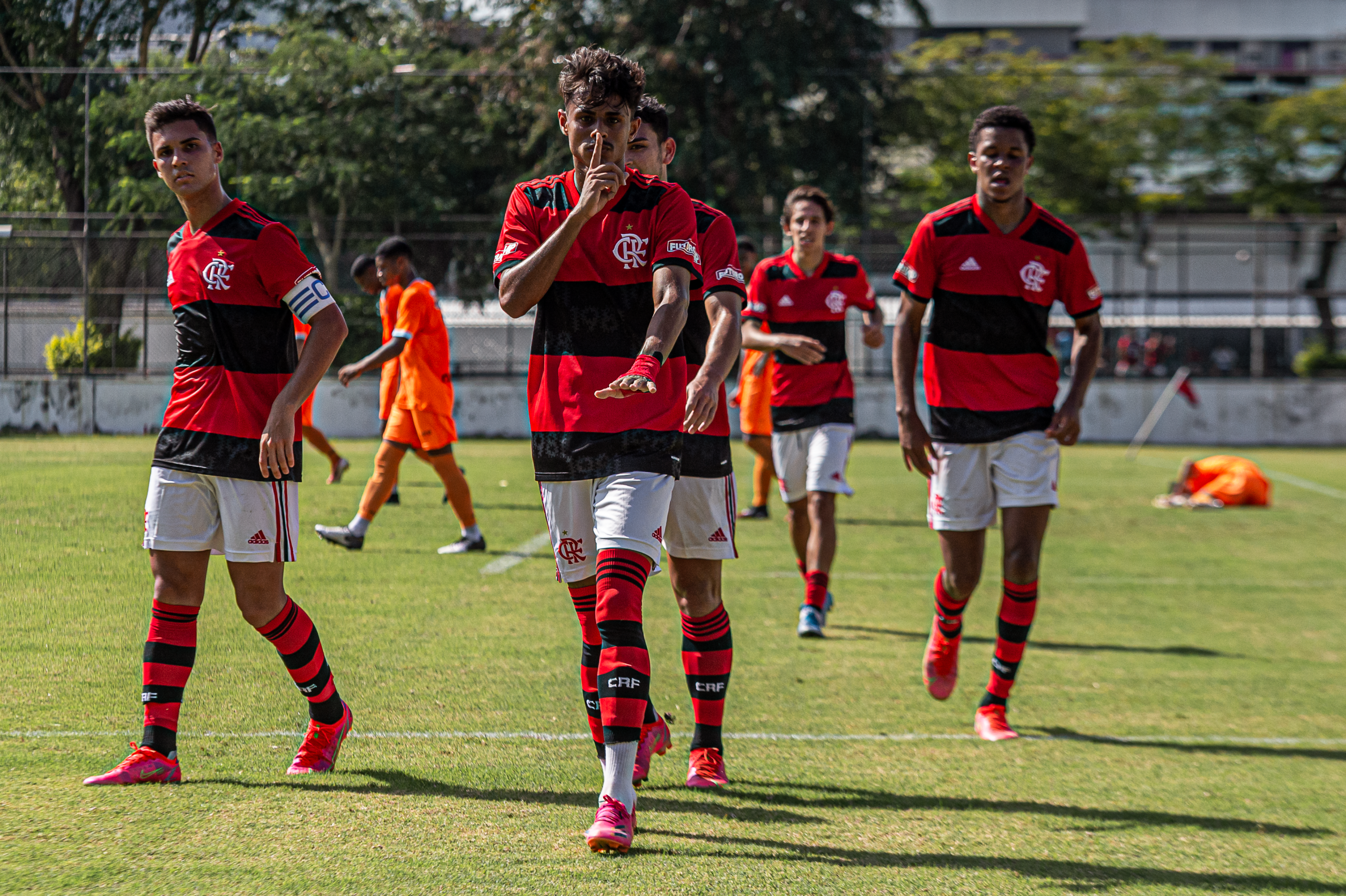 Pelo Carioca Sub-20, Flamengo vence Nova Iguaçu e segue invicto na competição