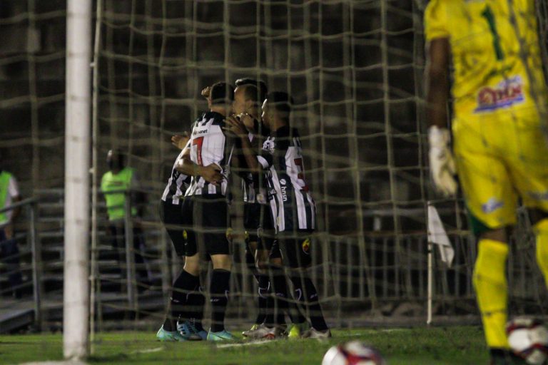 Botafogo-PB derrota o Altos, e vence a primeira em casa