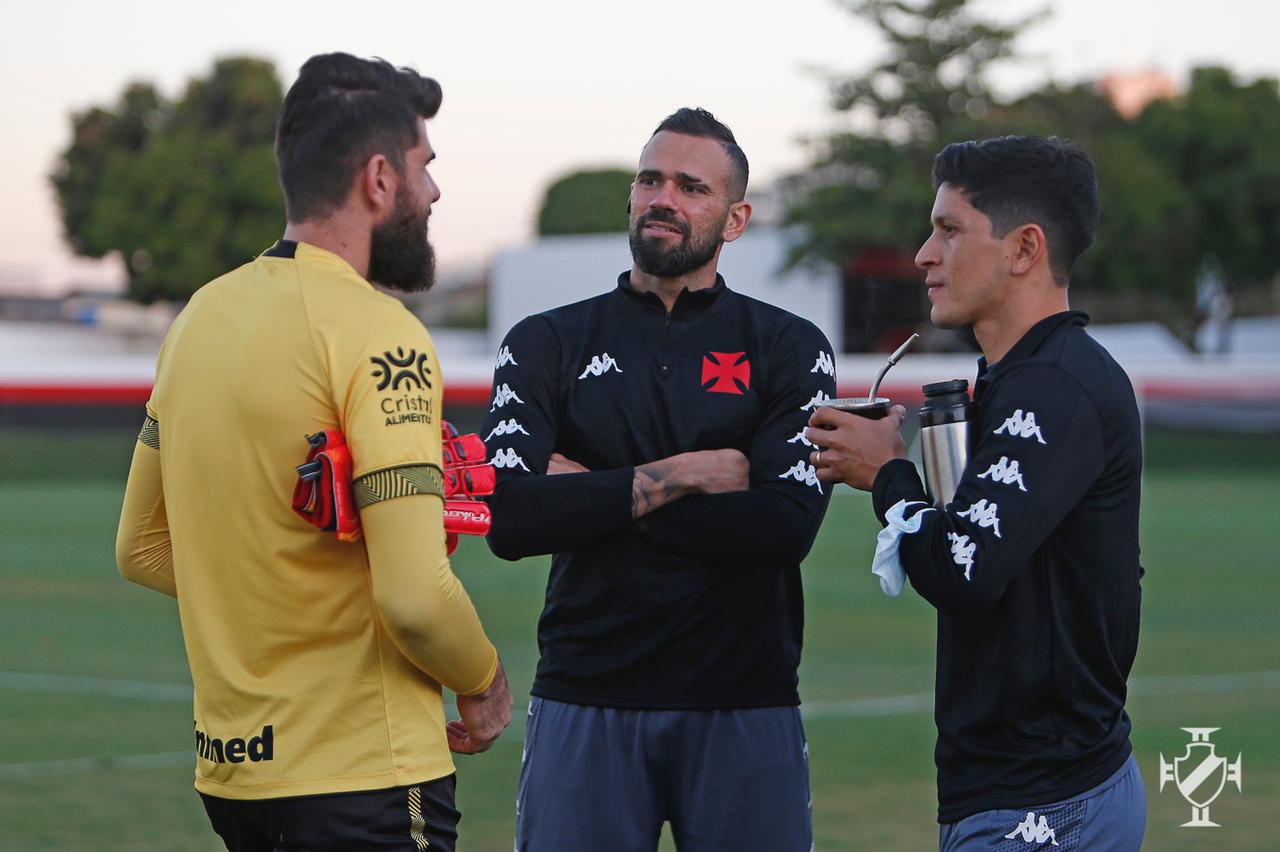 Série B: Contra o Goiás, Vasco luta para se livrar de gangorra