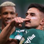 Palmeiras vence Santos