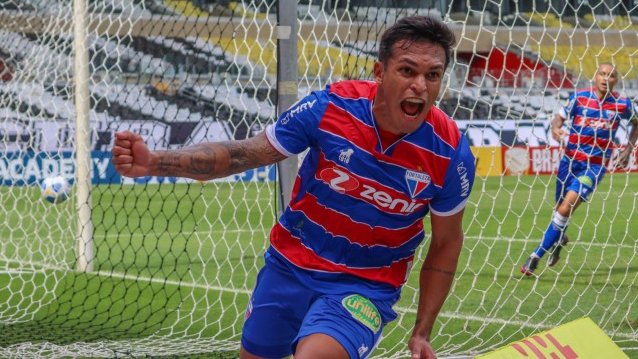 Fortaleza vence Chapecoense em jogo disputado