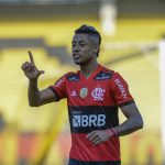 Flamengo domina e vence Sport, no Raulino de Oliveira