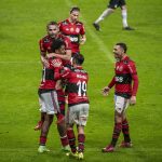 Pelas quartas de final da Copa do Brasil, Flamengo goleia Grêmio