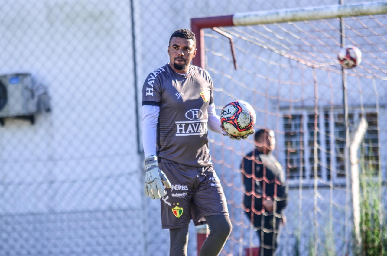 META! Após retorno, Zé Carlos analisa time do Brusque na segunda divisão do brasileiro