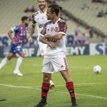 Michael marca duas vezes e Flamengo vence Fortaleza no Brasileirão