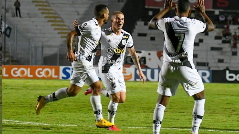 Ponte Preta vence o CRB e segue na fuga do Z4 na Série B