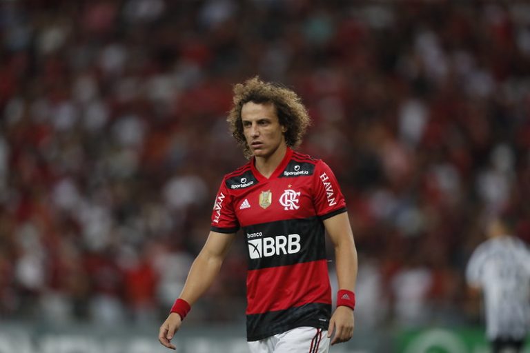 David Luiz faz cobrança ao elenco do Flamengo