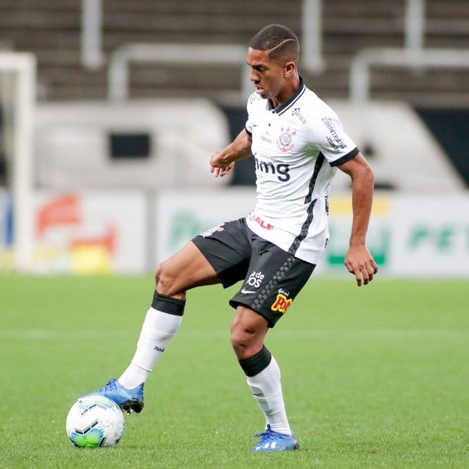 Matheus Davó, ex-Corinthians se transfere para o São Bernardo FC