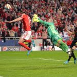 Em bela partida, Benfica e Ajax empatam pelas oitavas da Champions League