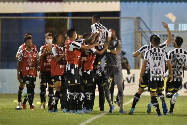Santos goleia Salgueiro e se classifica para 2ª fase da Copa do Brasil