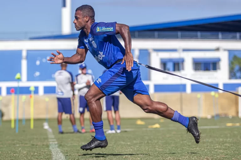 Avaí terá pelo menos três mudanças contra o Fortaleza