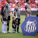 Foto: (Raul Baretta/Santos FC) - O Santos vive situação dramática no Brasileirão