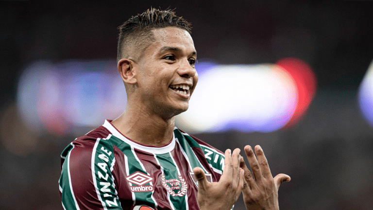 R$1 milhão e negócio feito: Sport encaminha acerto com ‘herói’ da Libertadores no Fluminense