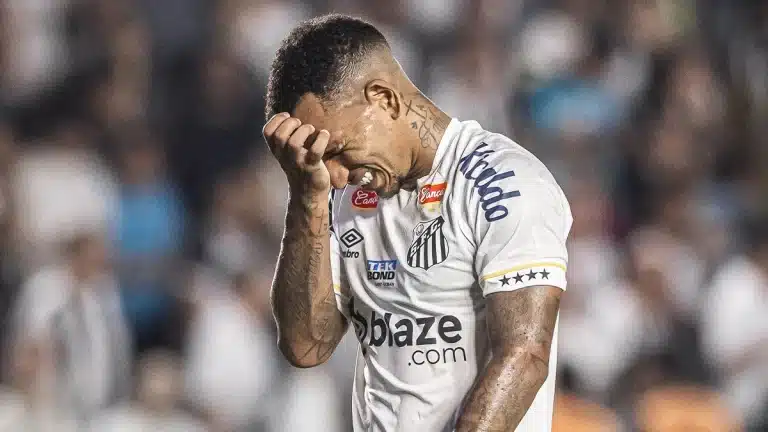 Santos: Otero pode perder reta final do Paulistão e preocupa Carille