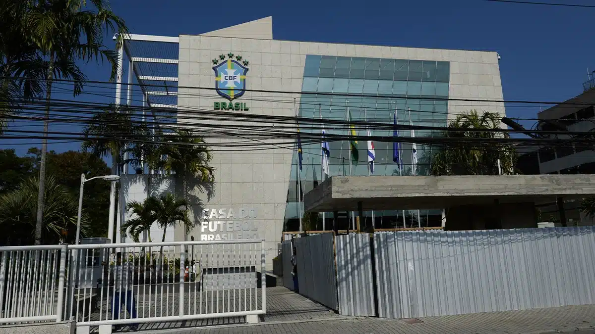Tragédia no RS: Por que a Série B do Brasileirão não será paralisada?